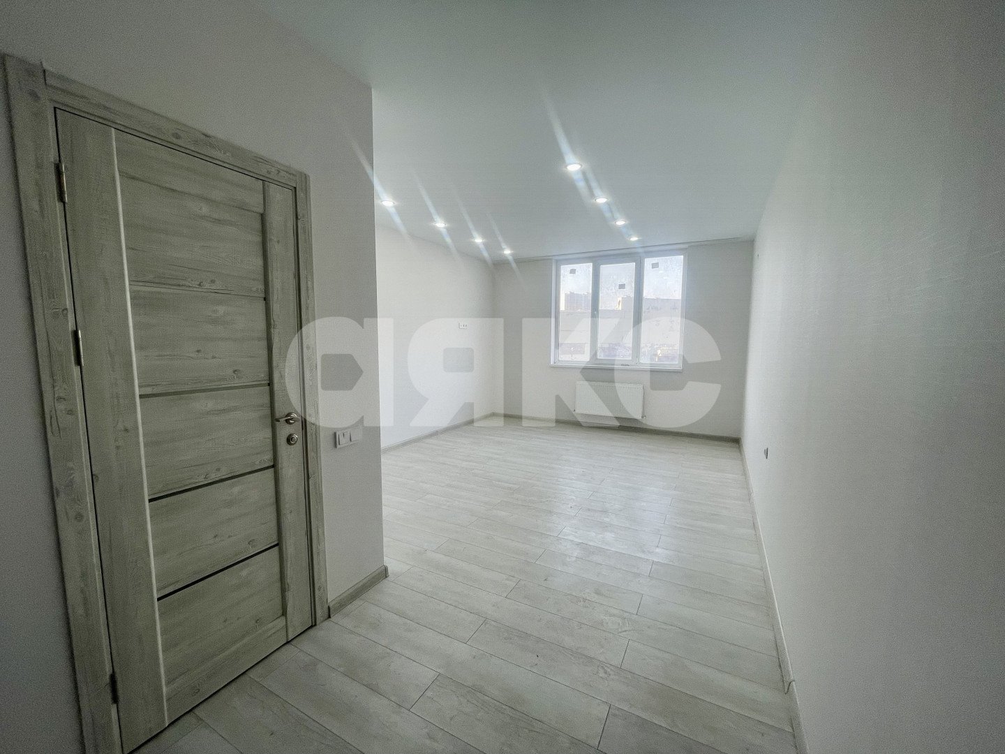 Фото №1: Студия 25 м² - Новороссийск, жилой комплекс Семейный, ул. Хворостянского, 21