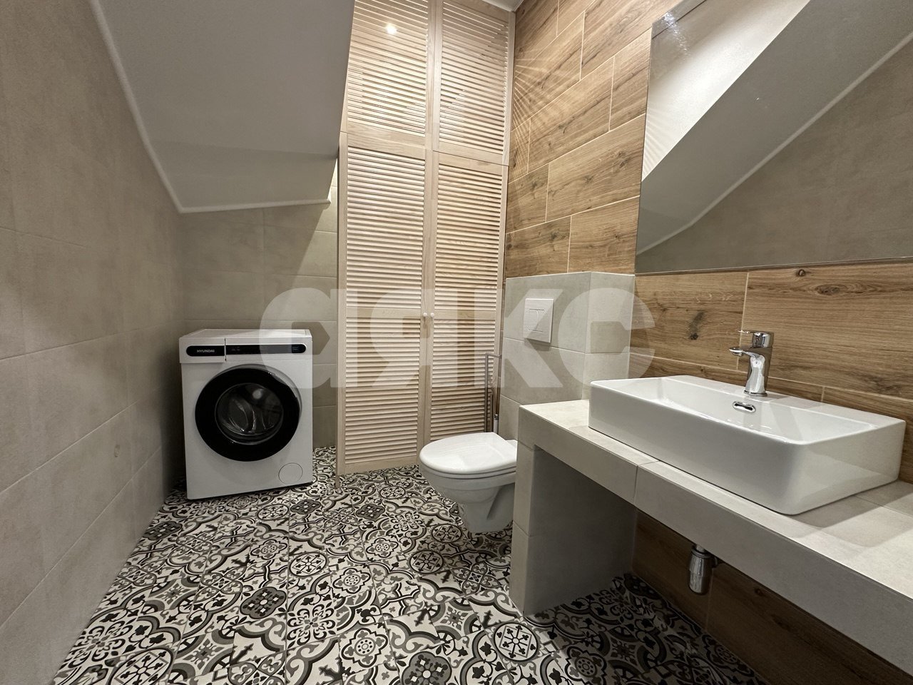 Фото №7: Дуплекс 170 м² + 1.5 сот. - Геленджик, Высокий Берег, ул. Рыбникова, 50к1