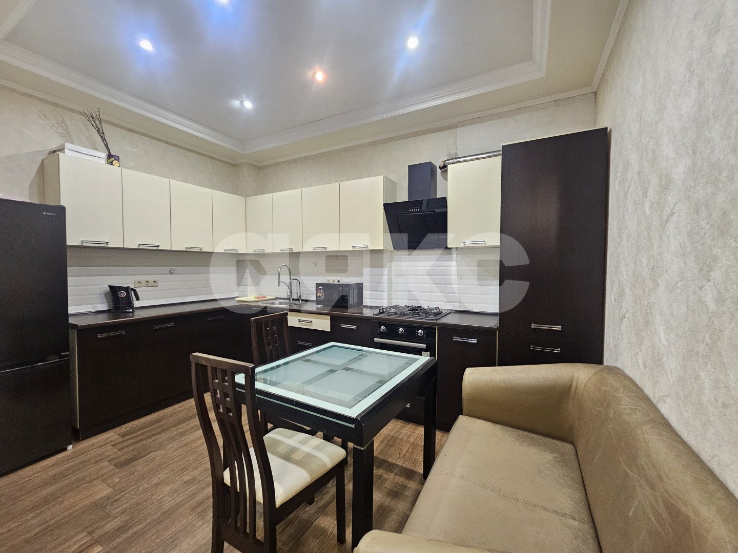 Фото №2: 2-комнатная квартира 57 м² - Геленджик, ул. Вишнёвая, 51