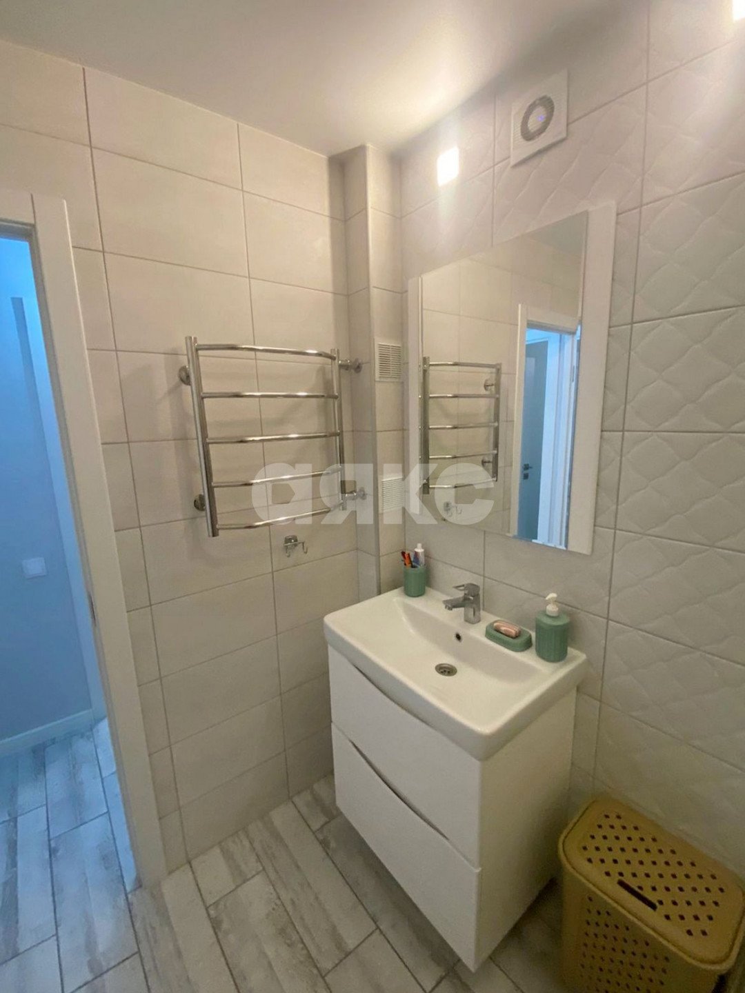 Фото №8: 3-комнатная квартира 61 м² - Новороссийск, 16А, пр-кт Ленина, 107