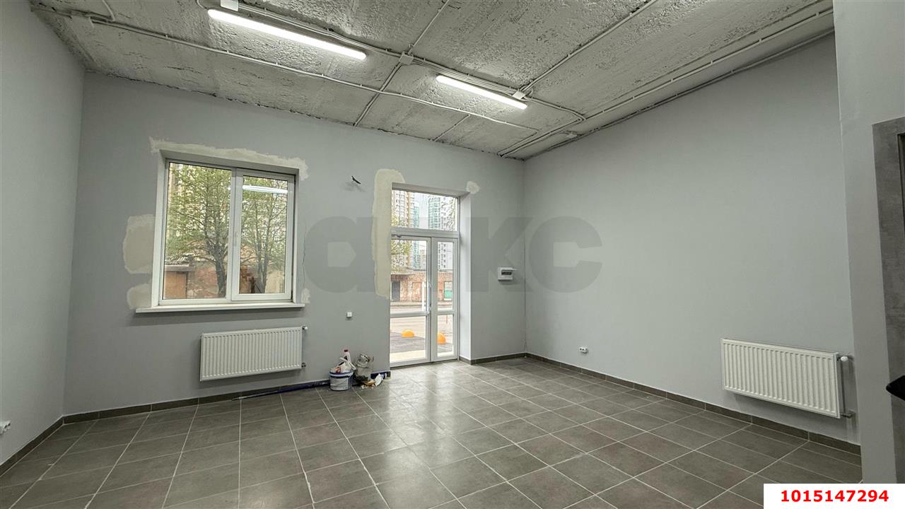 Фото №4: Торговое помещение 32 м² - Краснодар, Фестивальный, ул. Рашпилевская, 323