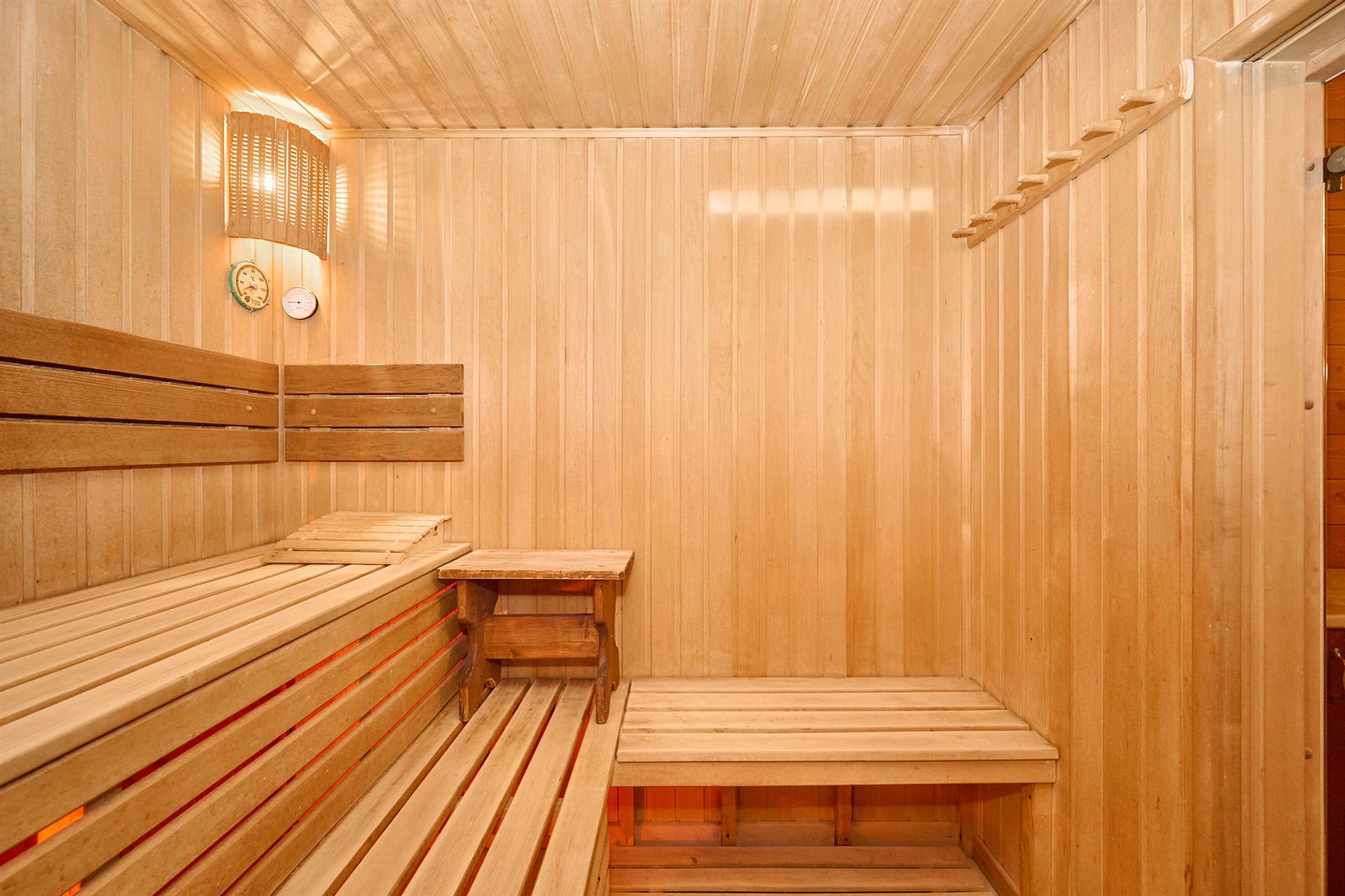 Фото №28: Дом 229 м² + 7.25 сот. - Краснодар, Прикубанский внутригородской округ, мкр. Сады Калинина, ул. Средняя, 32/5