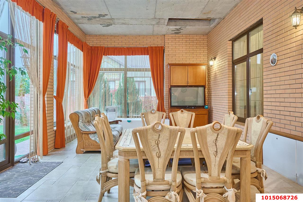 Фото №18: Дом 229 м² + 7.25 сот. - Краснодар, Сады Калинина, ул. Средняя, 32/5