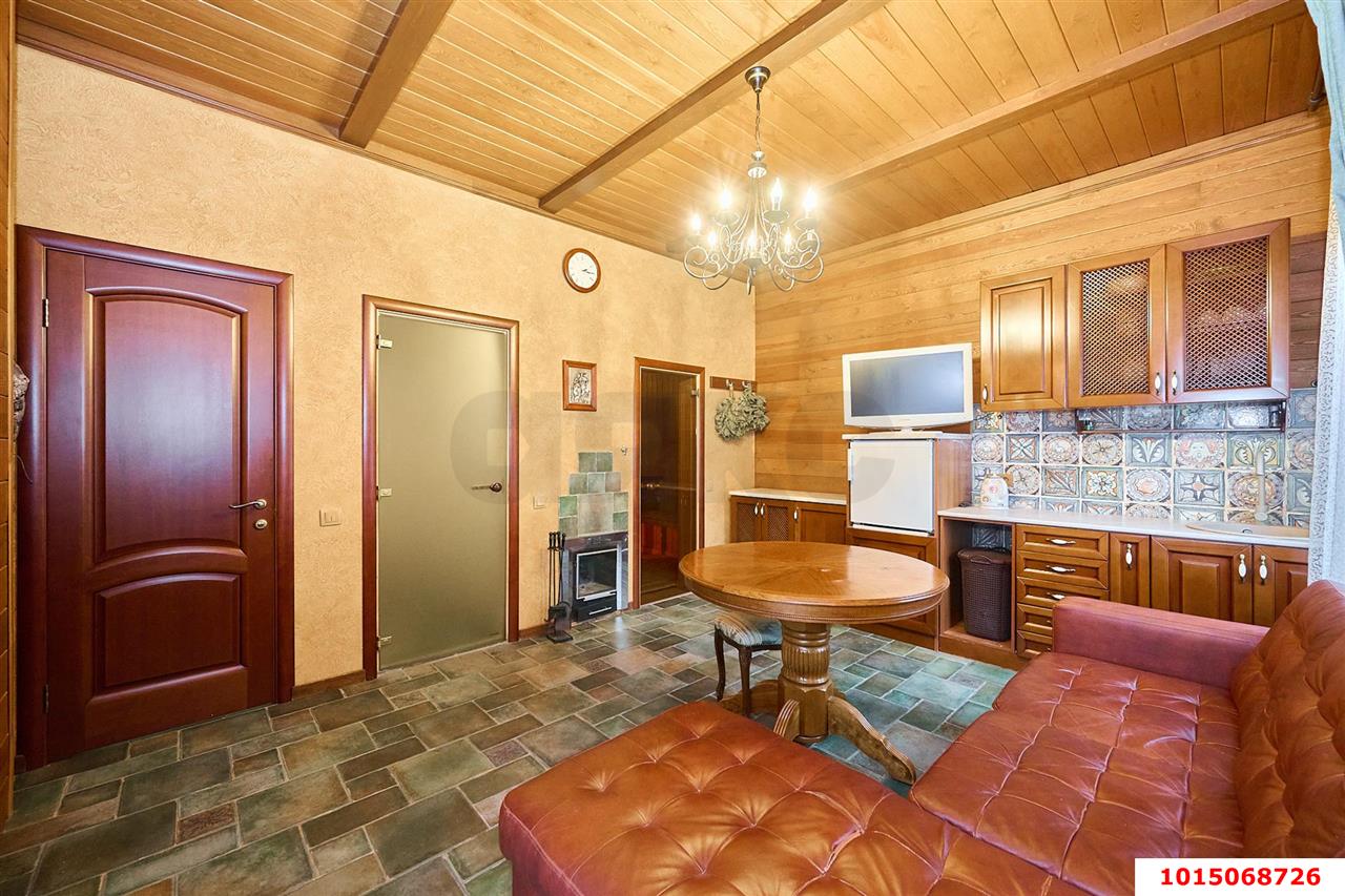 Фото №25: Дом 229 м² + 7.25 сот. - Краснодар, Сады Калинина, ул. Средняя, 32/5