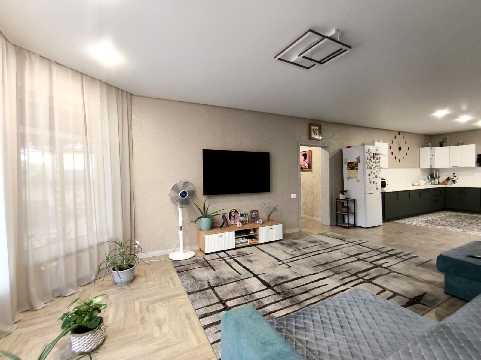 Фото №2: Дом 109 м² + 3.68 сот. - Российский, мкр. Прикубанский внутригородской округ, ул. Триумфальная, 40/3