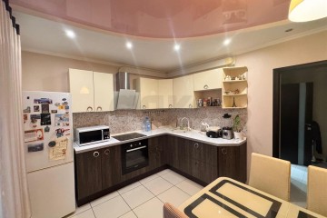 Фото №3: 2-комнатная квартира 54 м² - Краснодар, мкр. Сельскохозяйственный Институт, ул. имени Калинина, 13