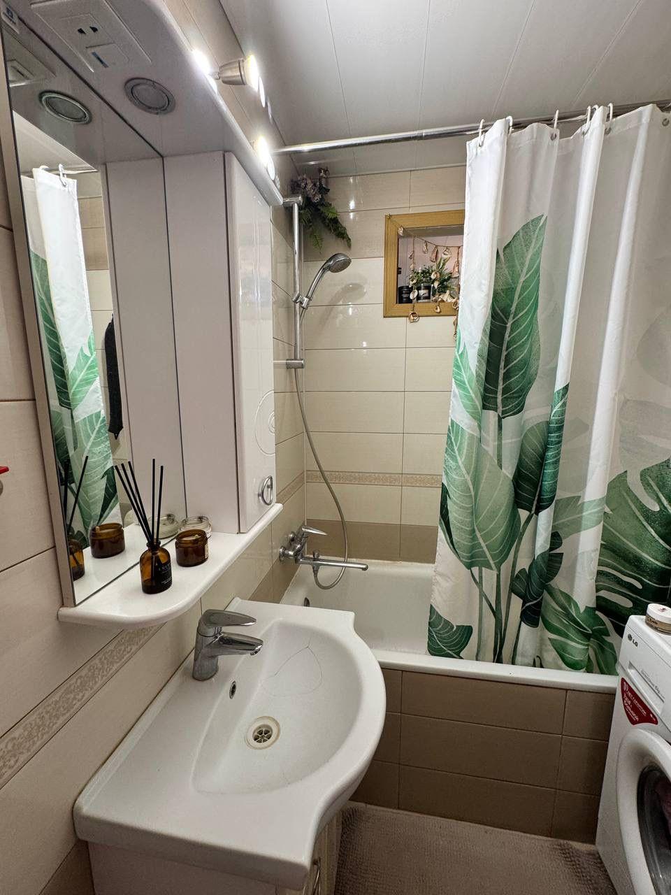 Фото №10: 3-комнатная квартира 55 м² - Краснодар, Черёмушки, Карасунский внутригородской округ, мкр. Центральный внутригородской округ, ул. 2-я Пятилетка, 11