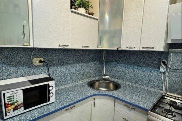 Фото №1: 3-комнатная квартира 55 м² - Краснодар, мкр. Черёмушки, ул. 2-я Пятилетка, 11