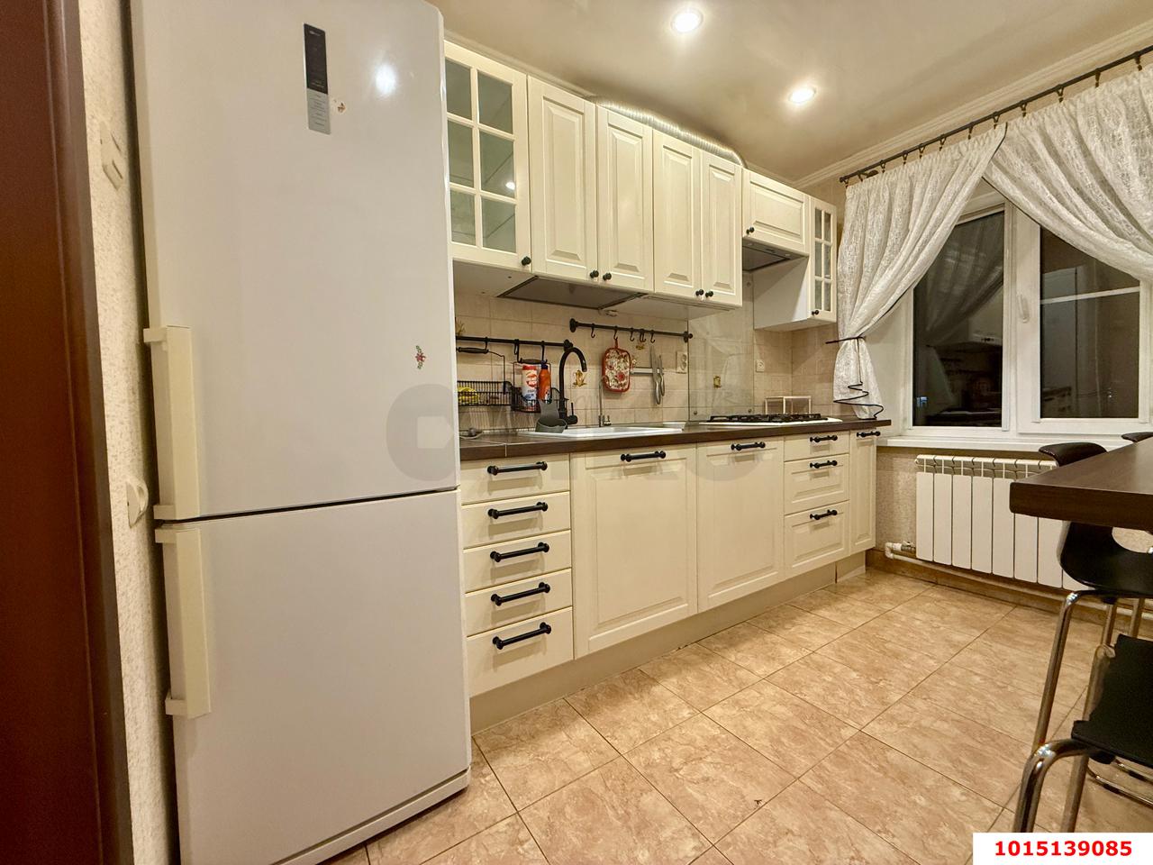 Фото №1: 4-комнатная квартира 80 м² - Краснодар, Славянский, ул. Красных Партизан, 77