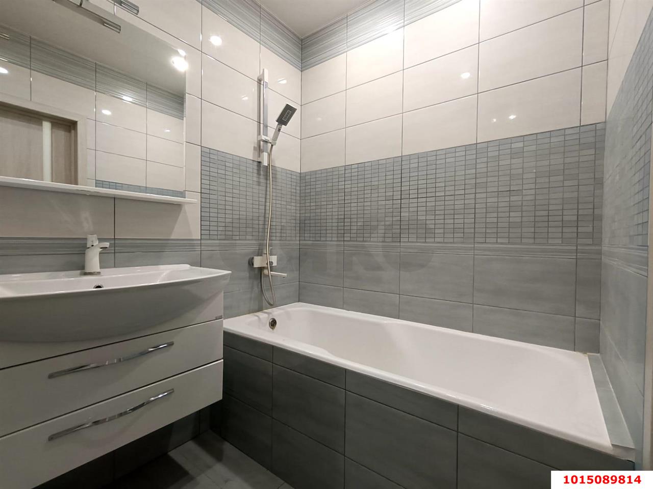 Фото №15: 3-комнатная квартира 100 м² - Краснодар, Центральный, ул. Железнодорожная, 24