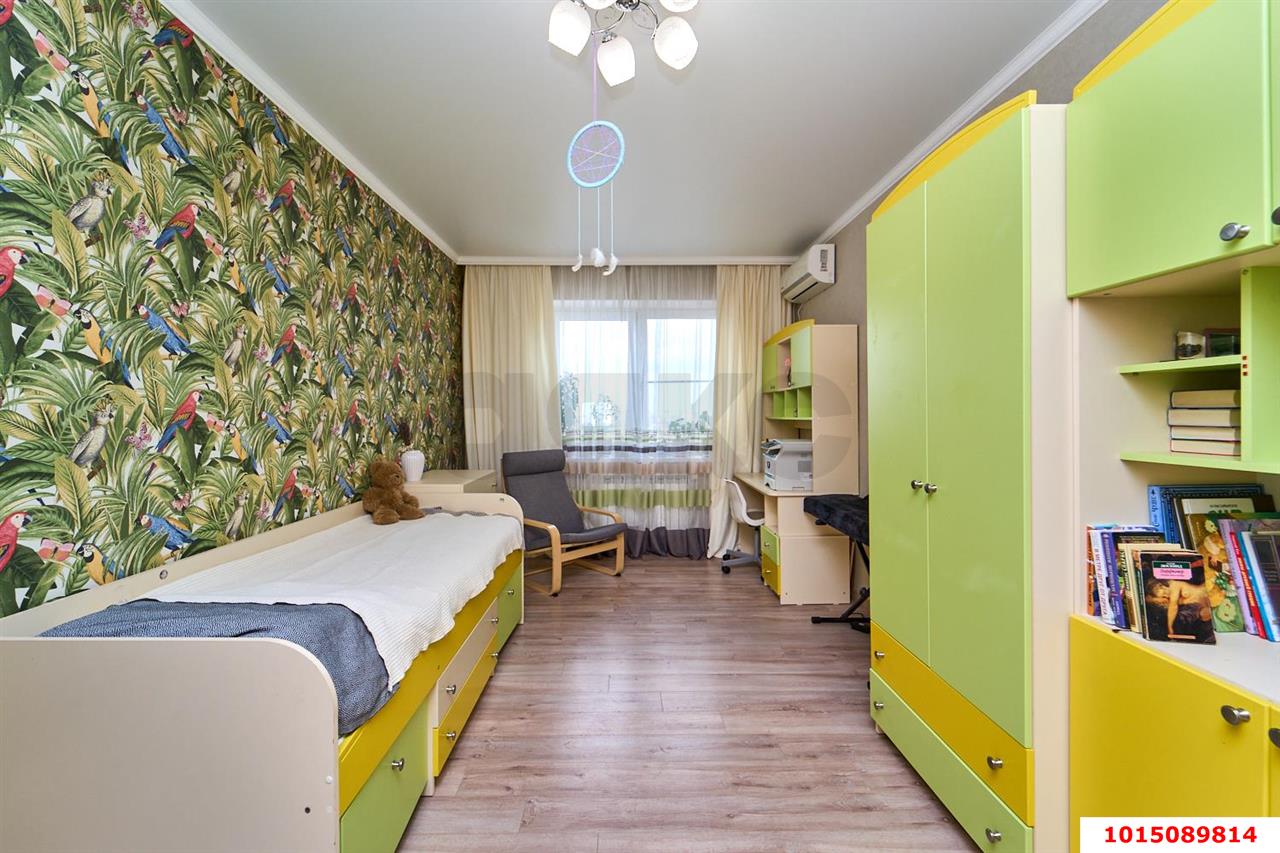 Фото №7: 3-комнатная квартира <span class="whitespace-nowrap">100 м²</span>, <span class="whitespace-nowrap">14/25 эт.</span> - Краснодар, Центральный внутригородской округ, мкр. Центральный, ул. Железнодорожная, 24