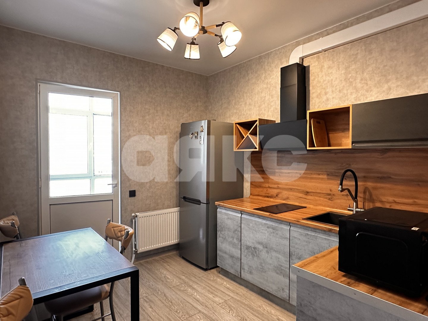 Фото №1: 1-комнатная квартира 40 м² - Анапа, жилой дом На Адмирала Пустошкина, ул. Ленина, 190к2