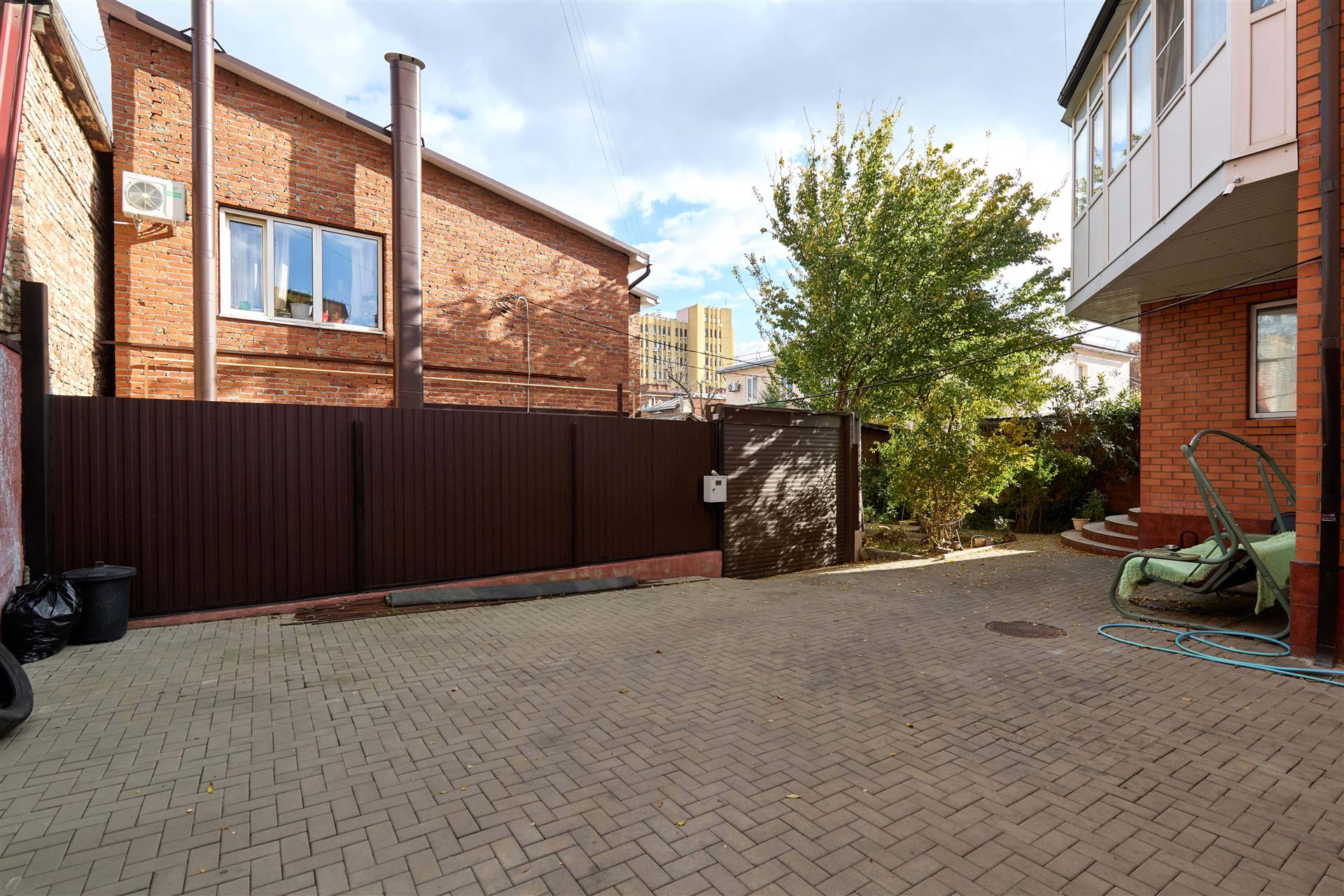 Фото №17: Дом 179 м² + 3.7 сот. - Краснодар, Центральный внутригородской округ, Западный внутригородской округ, мкр. Центральный, ул. Ленина, 39