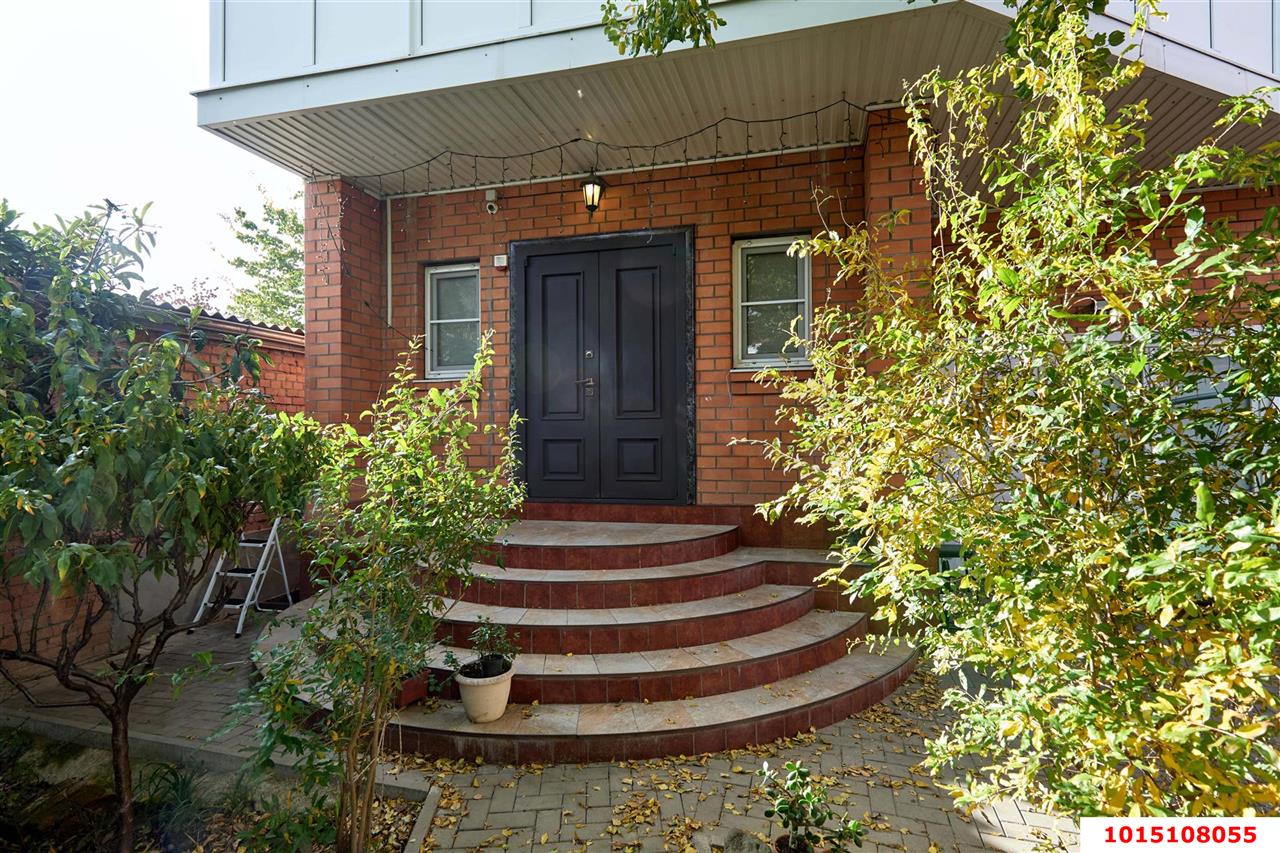 Фото №3: Дом 179 м² + 3.7 сот. - Краснодар, Центральный, ул. Ленина, 39