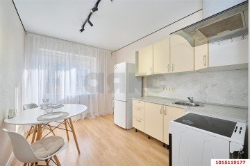Фото №1: 1-комнатная квартира 42 м² - Краснодар, мкр. ЖК Солнечный Парк, ул. имени Симиренко, 37к3