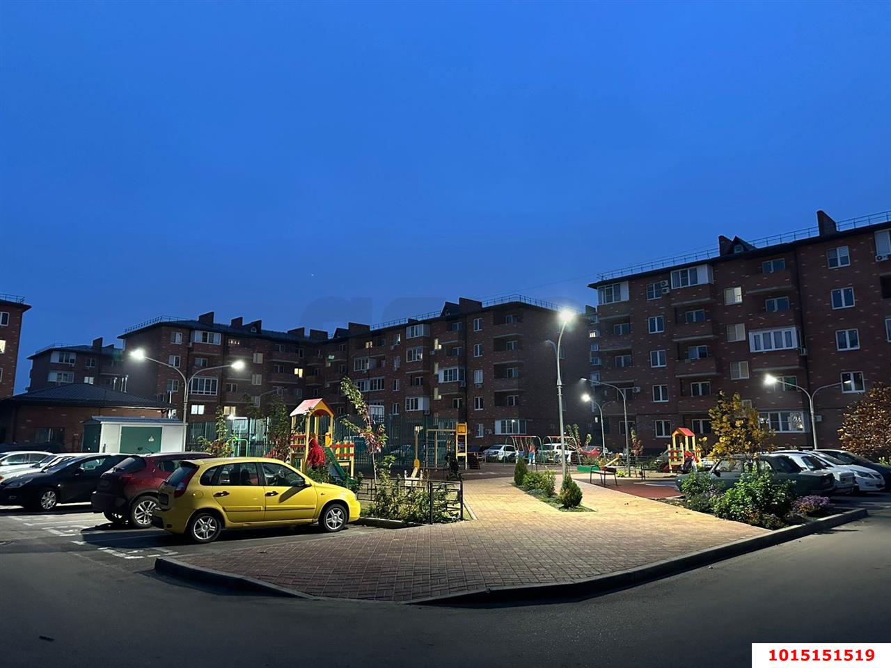 Фото №2: 1-комнатная квартира 35 м² - Новая Адыгея, жилой комплекс Мега, ул. Бжегокайская, 90/5к1