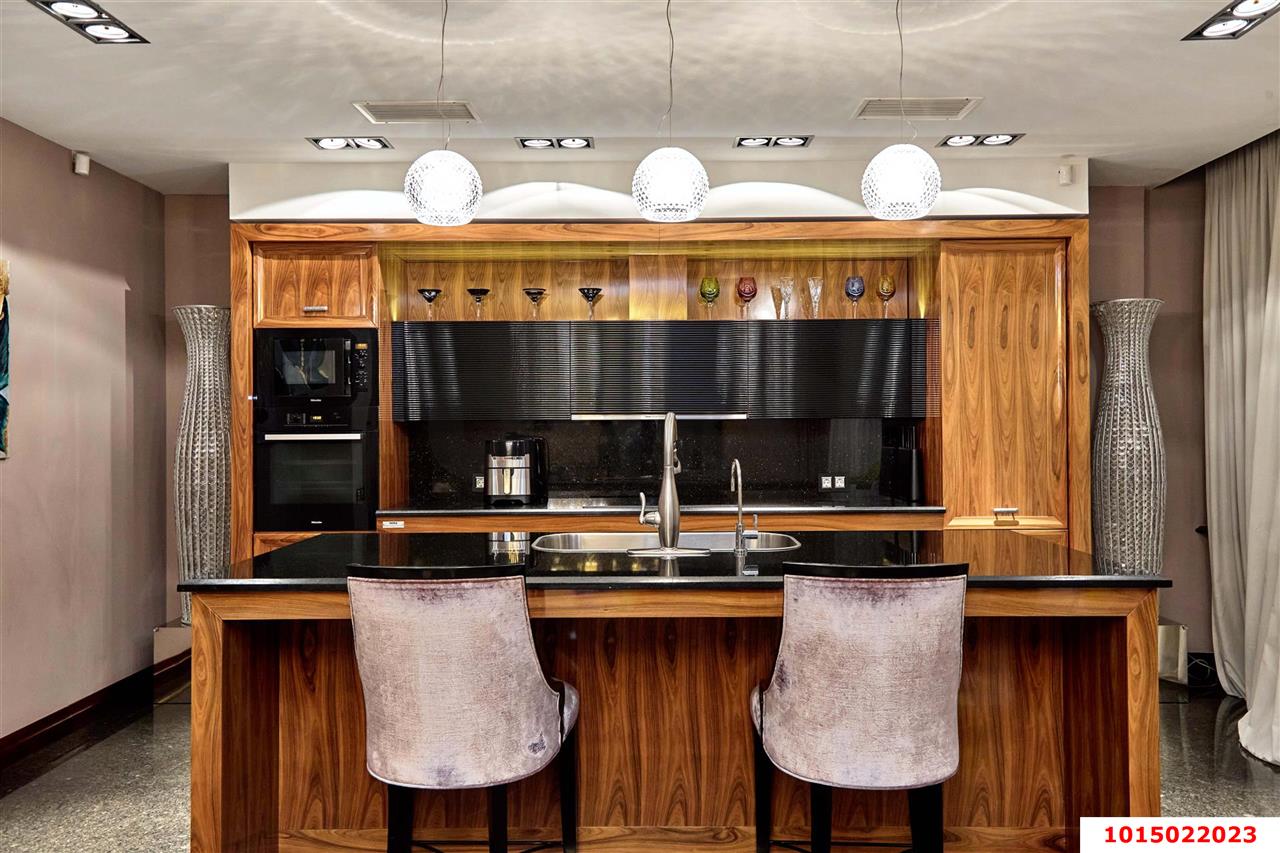 Фото №2: Пентхаус 198 м² - Краснодар, Центральный, ул. Красина, 9/1