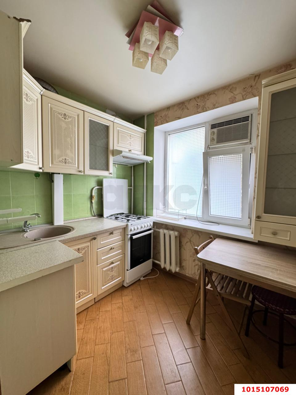 Фото №4: 2-комнатная квартира 44 м² - Краснодар, Славянский, ул. Красных Партизан, 161/3