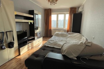 Фото №1: 2-комнатная квартира 60 м² - Краснодар, мкр. Завод Измерительных Приборов, ул. Зиповская, 48