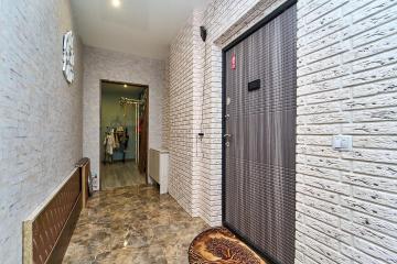 Фото №1: 2-комнатная квартира 65 м² - Краснодар, мкр. Музыкальный, ул. имени Сергея Есенина, 110к1