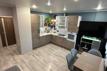 Фото №1: 2-комнатная квартира 61 м² - Краснодар, мкр. Дубинка, ул. КИМ, 143/1