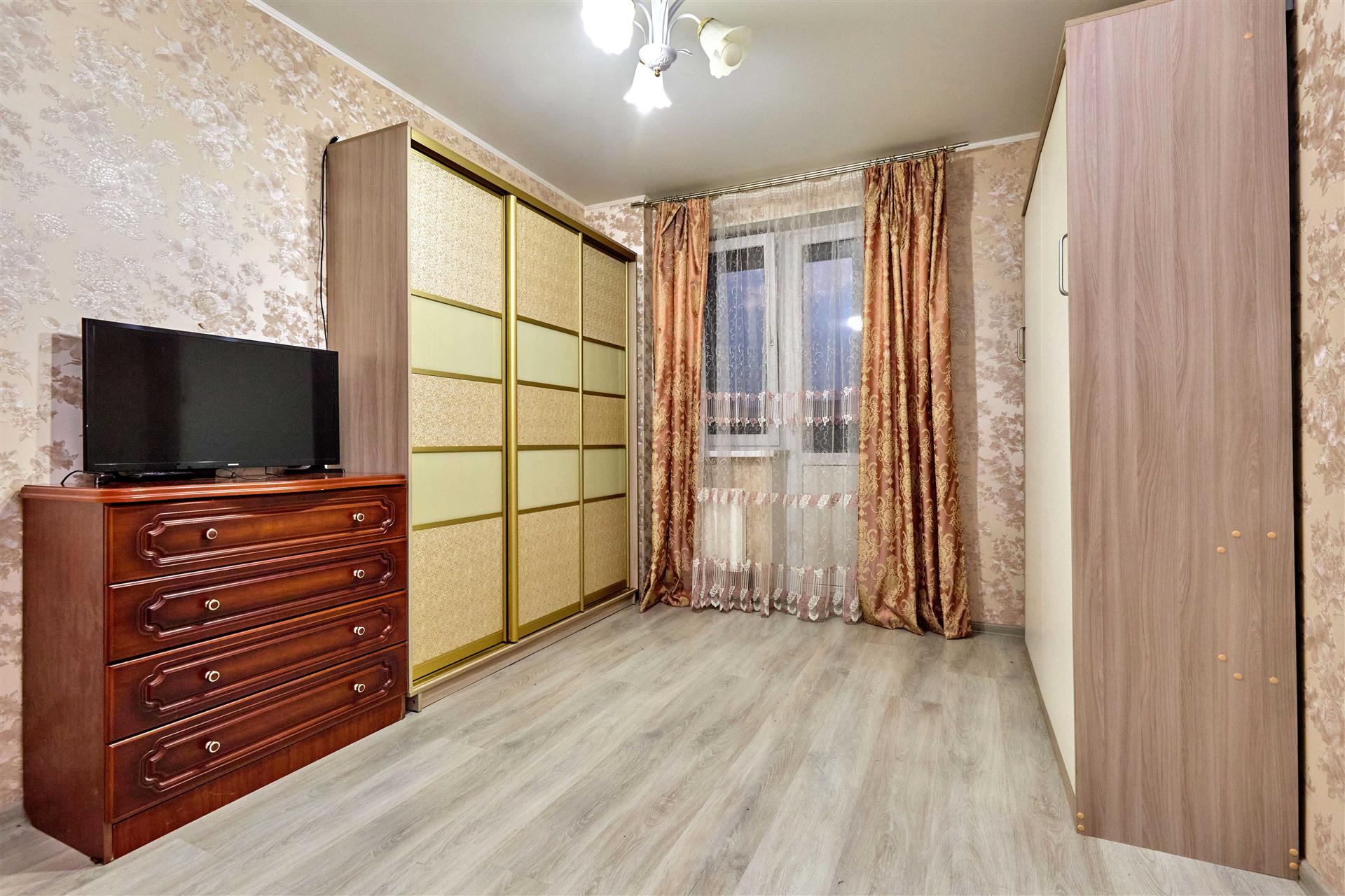 Фото №4: 1-комнатная квартира 37 м² - Краснодар, Прикубанский внутригородской округ, Завод Радиоизмерительных Приборов, мкр. имени Петра Метальникова, ул. Петра Метальникова, 28