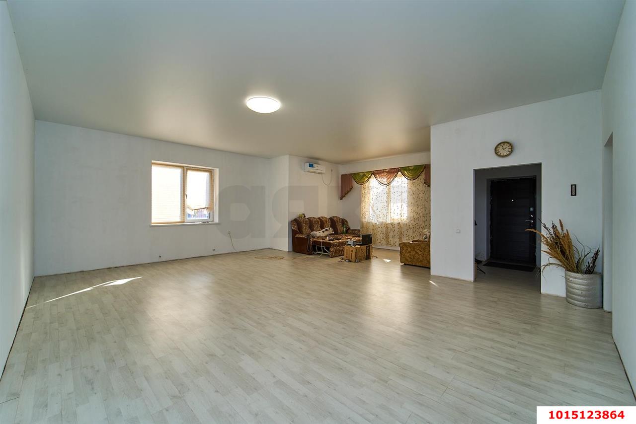 Фото №11: Дом 247 м² + 10 сот. - Нововеличковская, ул. Длинная, 8