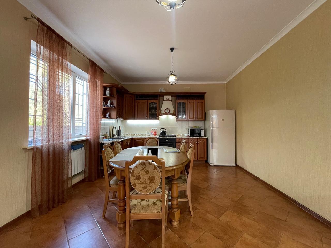 Фото №10: Дом 201 м² + 14 сот. - Ильский, ул. Кавказская, 13