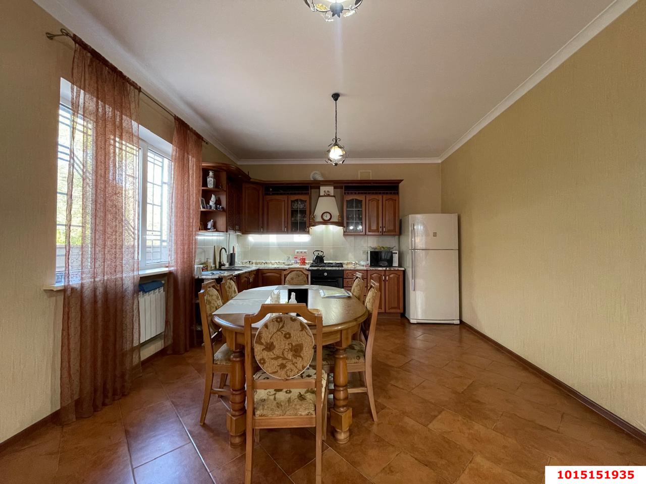 Фото №9: Дом 201 м² + 14 сот. - Ильский, ул. Кавказская, 13