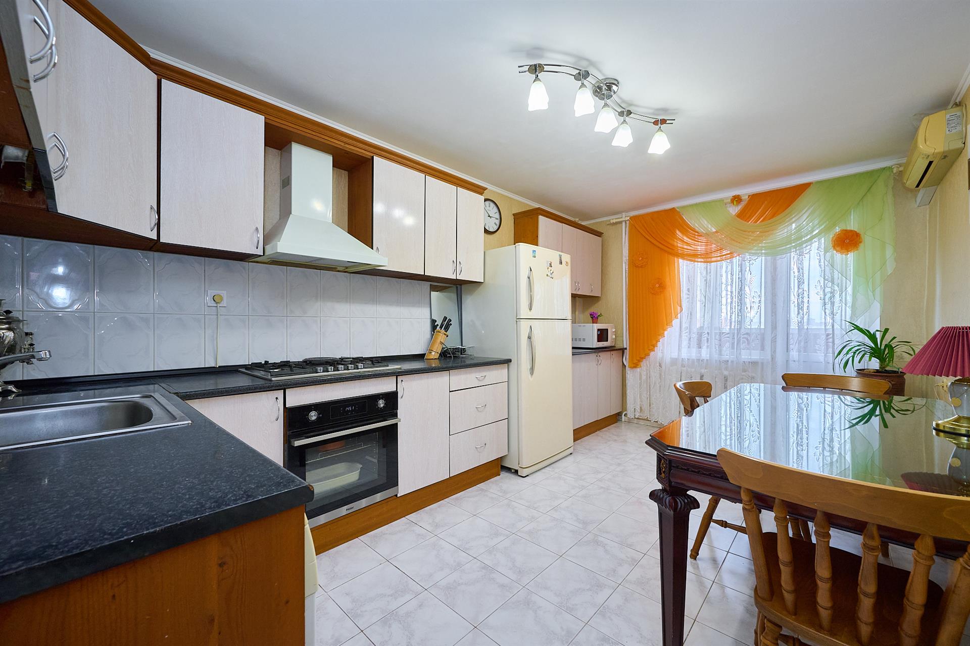 Фото №1: 3-комнатная квартира 85 м² - Краснодар, мкр. Западный внутригородской округ, ул. Красных Партизан, 248