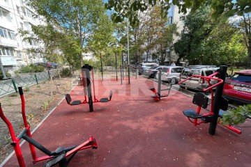 Фото №1: 3-комнатная квартира 55 м² - Симферополь, мкр. 482-й квартал, ул. Киевская, 86