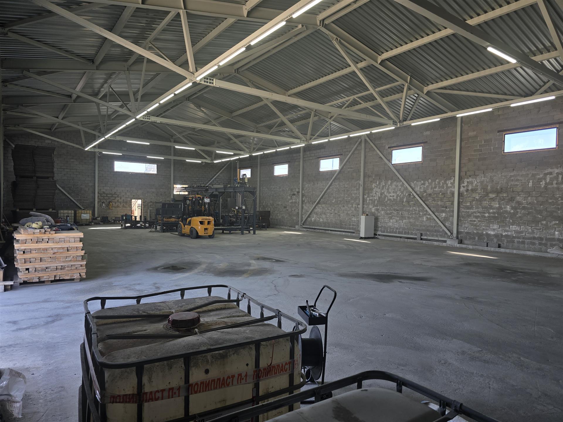 Фото №4: Коммерция 110 м² - Краснодар, Карасунский внутригородской округ, ж/м Пашковский, ул. Фадеева, 429/3