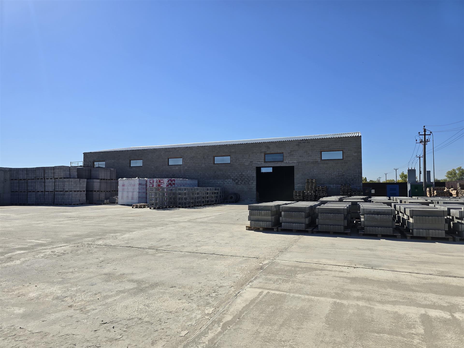 Фото №1: Коммерция 110 м² - Краснодар, Карасунский внутригородской округ, ж/м Пашковский, ул. Фадеева, 429/3