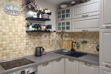 Фото №1: 2-комнатная квартира 55 м² - Волгоград, р. Семь Ветров, ул. 8-й Воздушной Армии, 10А