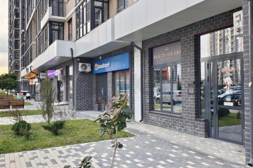 Фото №3: Торговое помещение 34 м² - Краснодар, мкр. жилой комплекс Самолёт-3, ул. Константина Гондаря, 91