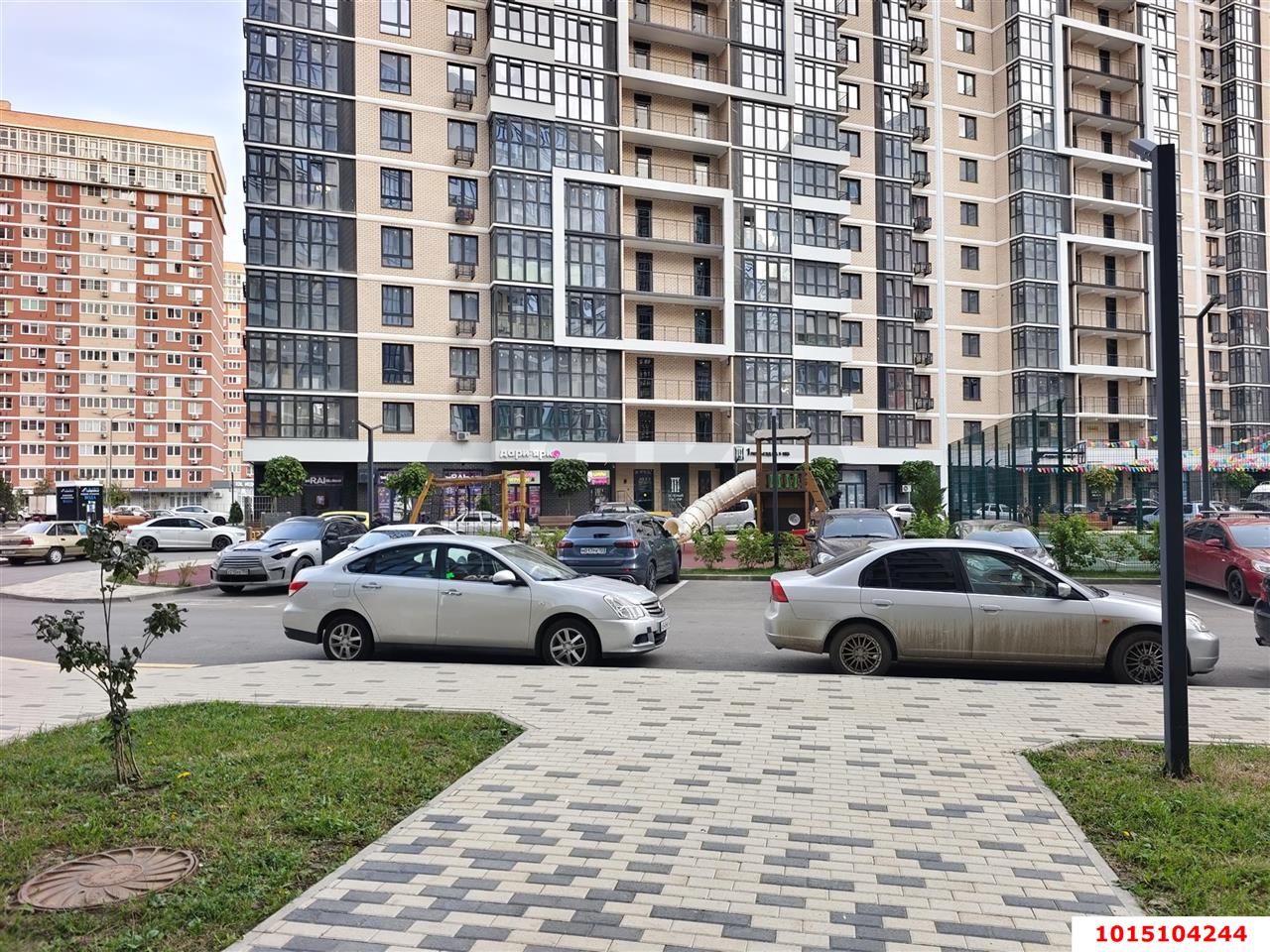 Фото №4: Торговое помещение 34 м² - Краснодар, жилой комплекс Самолёт-3, ул. Константина Гондаря, 91