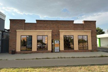 Фото №1: Торговое помещение 422 м² - Кропоткин, мкр. Октябрьский, ул. Чехова