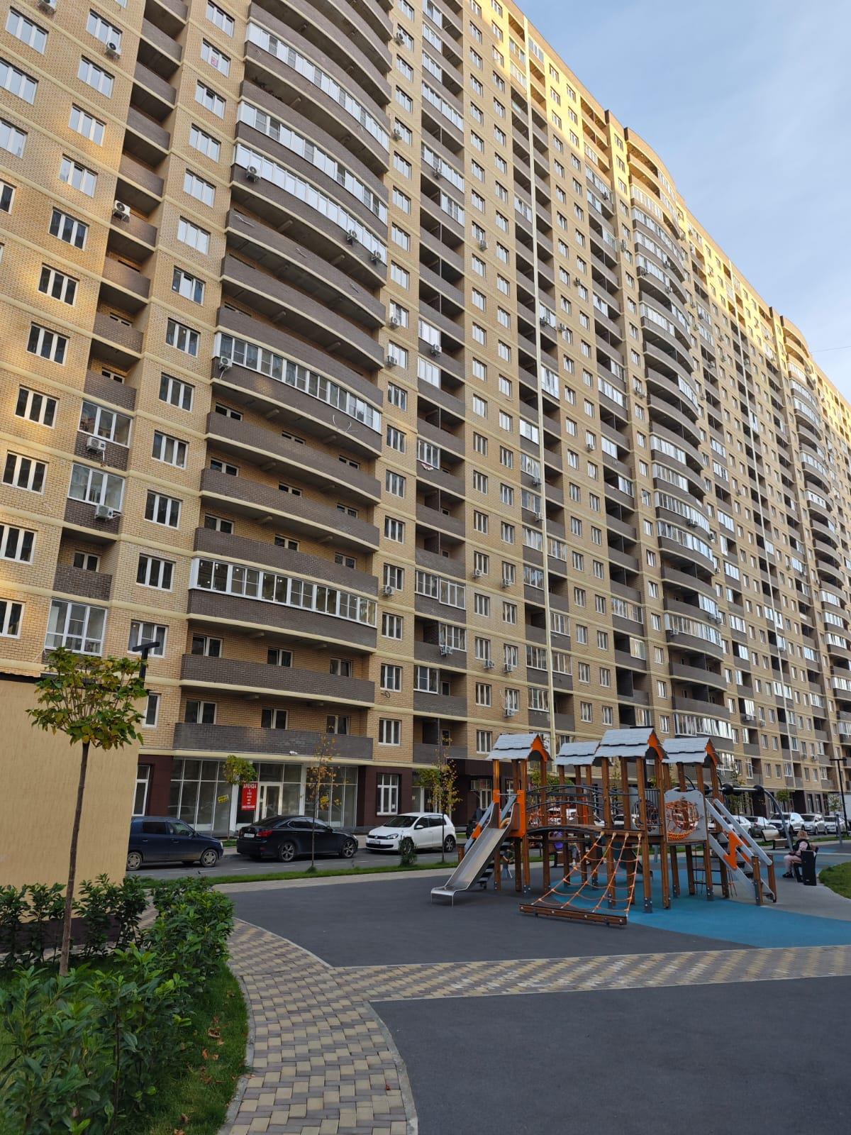 Фото №12: 1-комнатная квартира 32 м² - Краснодар, ЖК Лучший, Прикубанский внутригородской округ, жилой комплекс Лучший, имени Петра Метальникова, мкр. Завод Радиоизмерительных Приборов, ул. Петра Метальникова, 36