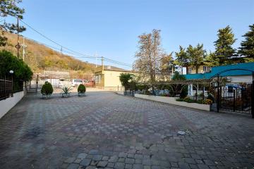 Фото №3: Коммерция 1931 м² - Новомихайловский, мкр. Лесной, ул. Мира, 86