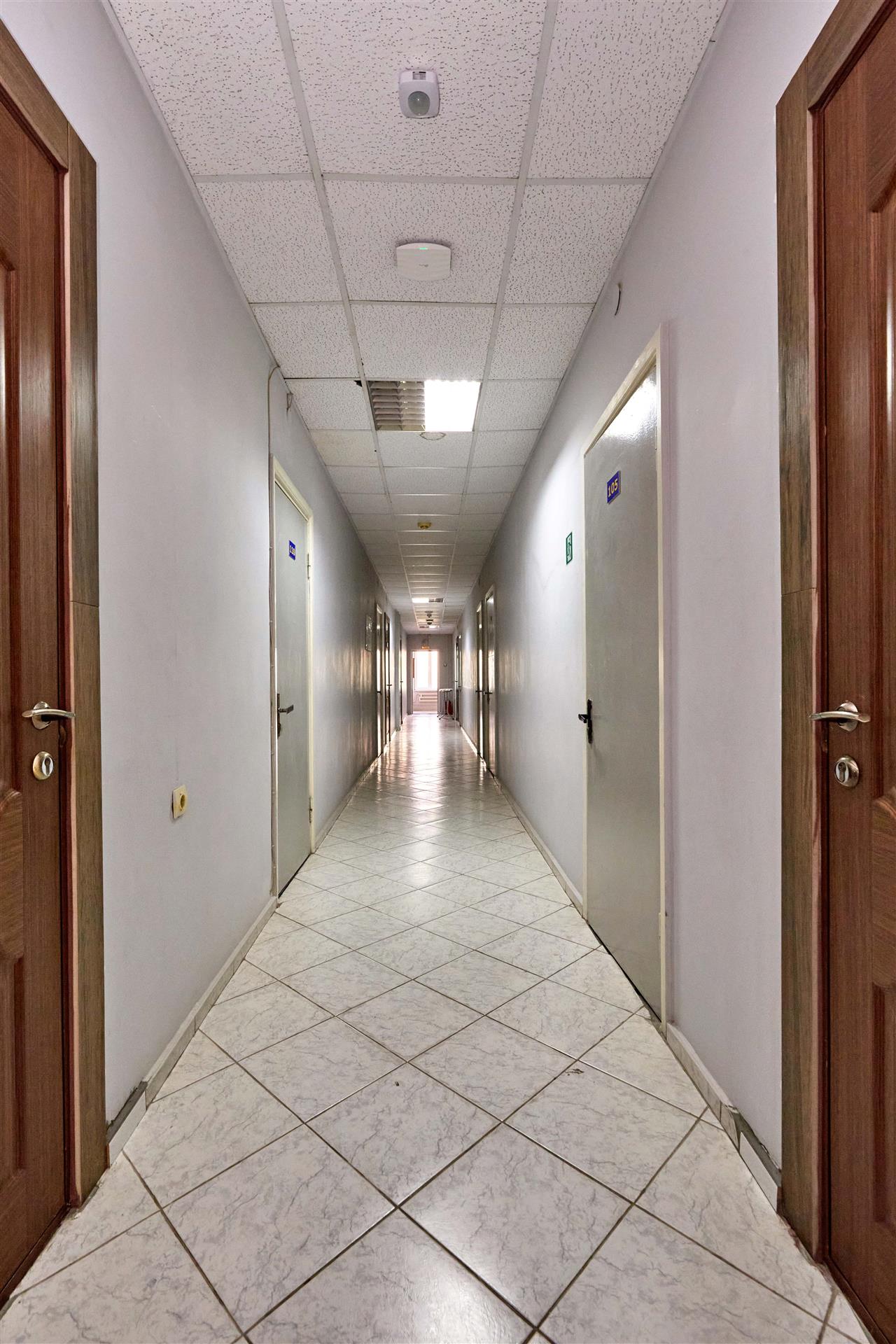 Фото №13: Коммерция 1931 м² - Новомихайловский, мкр. Лесной, ул. Мира, 86