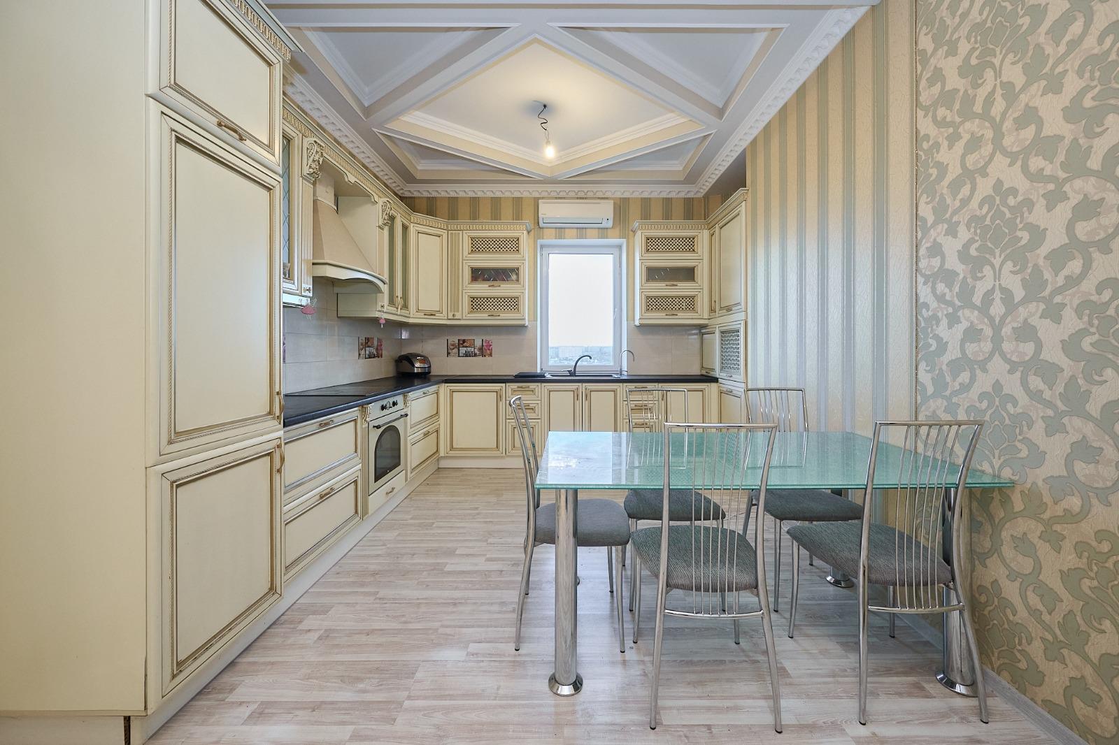 Фото №8: 5+-комнатная квартира 250 м² - Краснодар, ЖК Валентина, Прикубанский внутригородской округ, жилой комплекс Валентина, мкр. 9-й километр, ул. Циолковского, 9