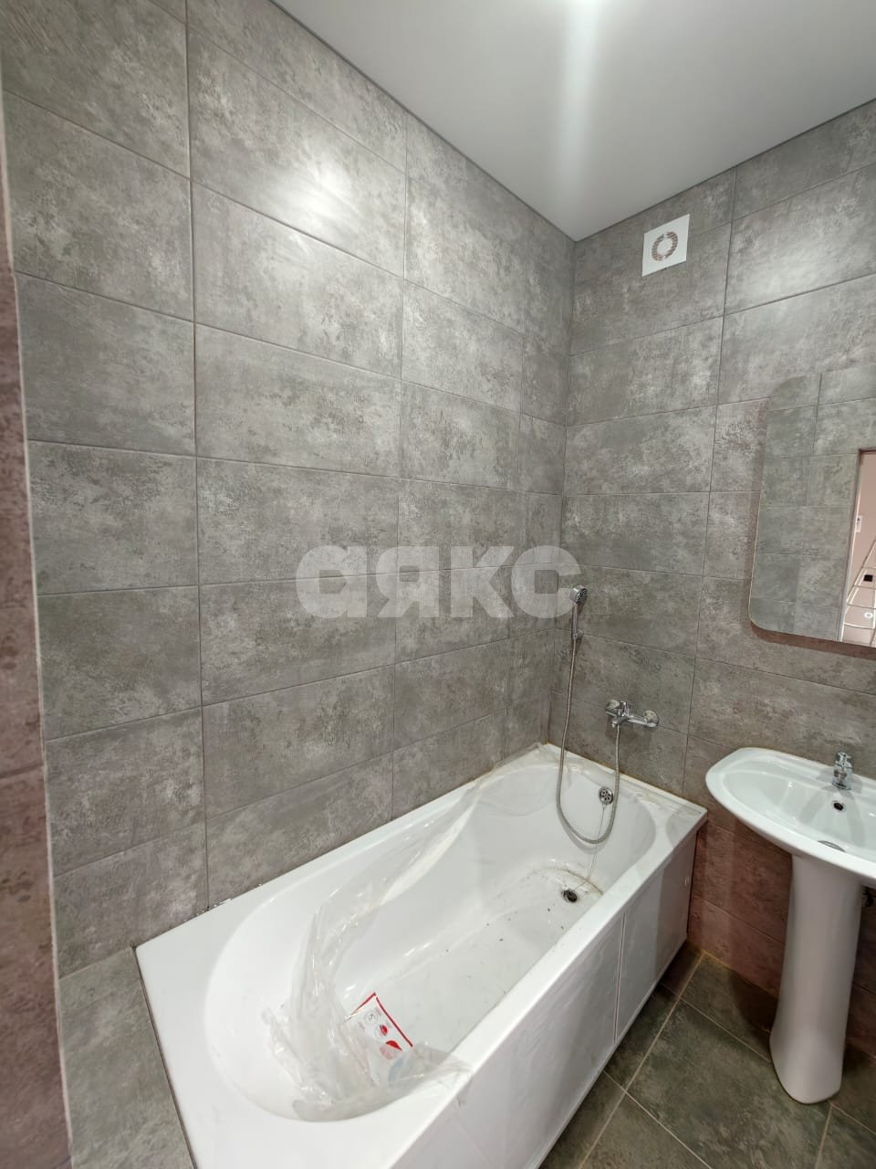 Фото №4: Дом 80 м² + 4 сот. - Платнировская, ул. Жукова