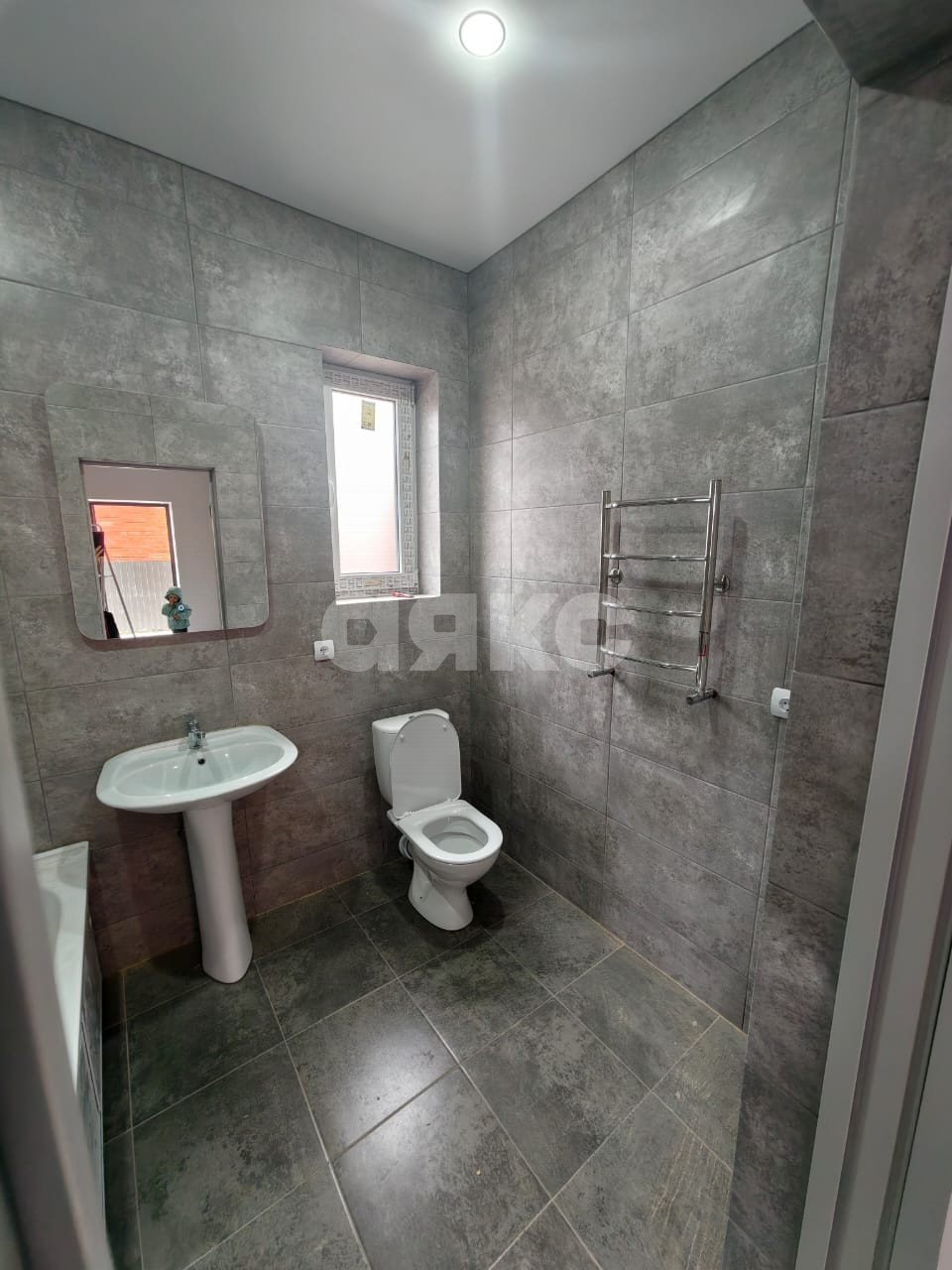 Фото №3: Дом 80 м² + 4 сот. - Платнировская, ул. Жукова