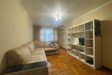 Фото №1: 2-комнатная квартира 52 м² - Краснодар, мкр. Фестивальный, ул. Яна Полуяна, 30