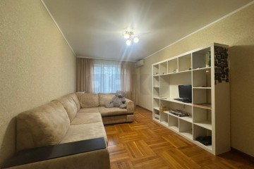 Фото №1: 2-комнатная квартира 52 м² - Краснодар, мкр. Фестивальный, ул. Яна Полуяна, 30