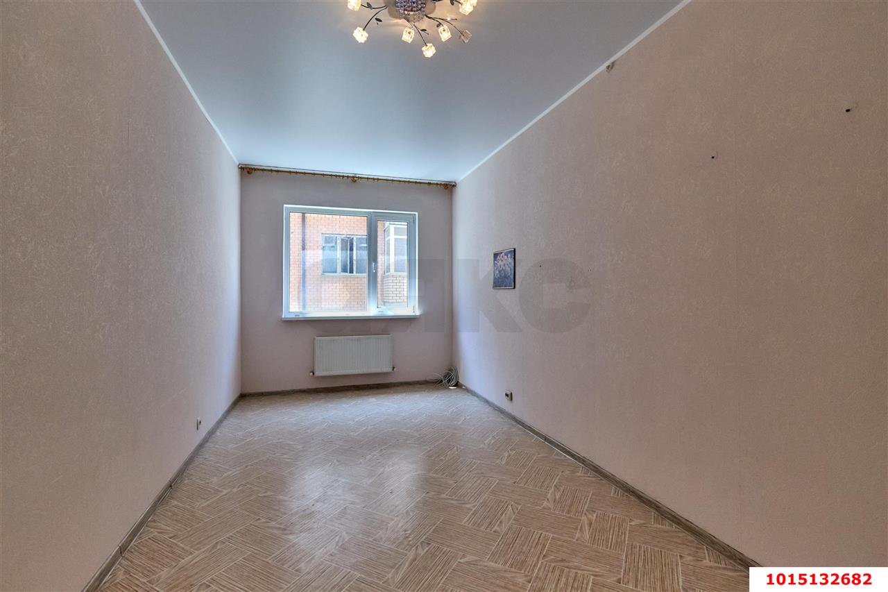 Фото №2: 1-комнатная квартира <span class="whitespace-nowrap">43 м²</span>, <span class="whitespace-nowrap">4/8 эт.</span> - Краснодар, Прикубанский внутригородской округ, мкр. Музыкальный, ул. имени И.И. Дунаевского, 8
