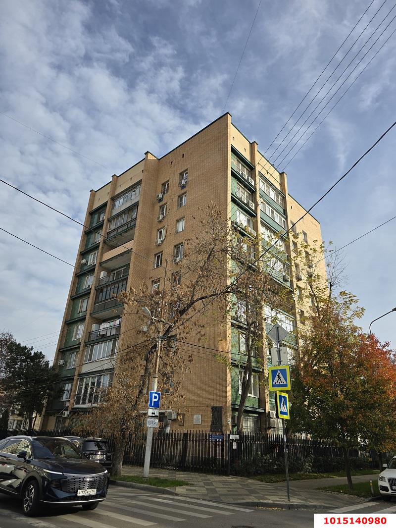 Фото №2: 4-комнатная квартира 88 м² - Краснодар, Западный внутригородской округ, мкр. Центральный, ул. имени Пушкина, 35