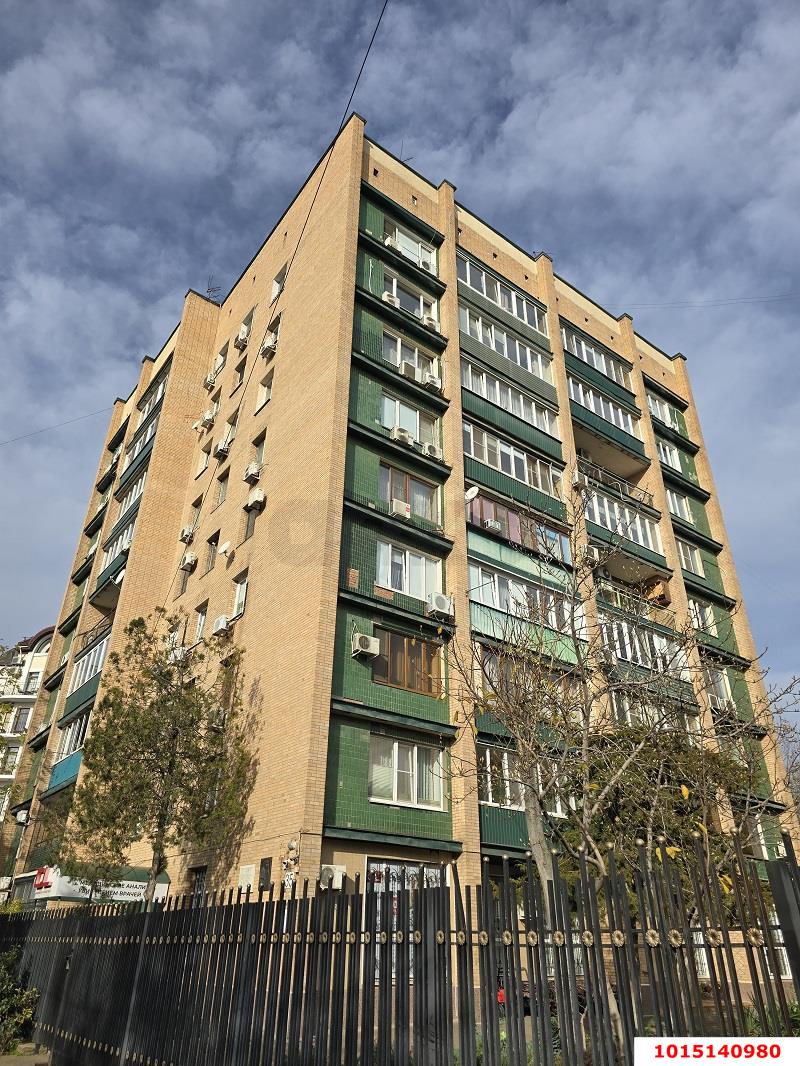 Фото №1: 4-комнатная квартира 88 м² - Краснодар, Центральный, ул. имени Пушкина, 35