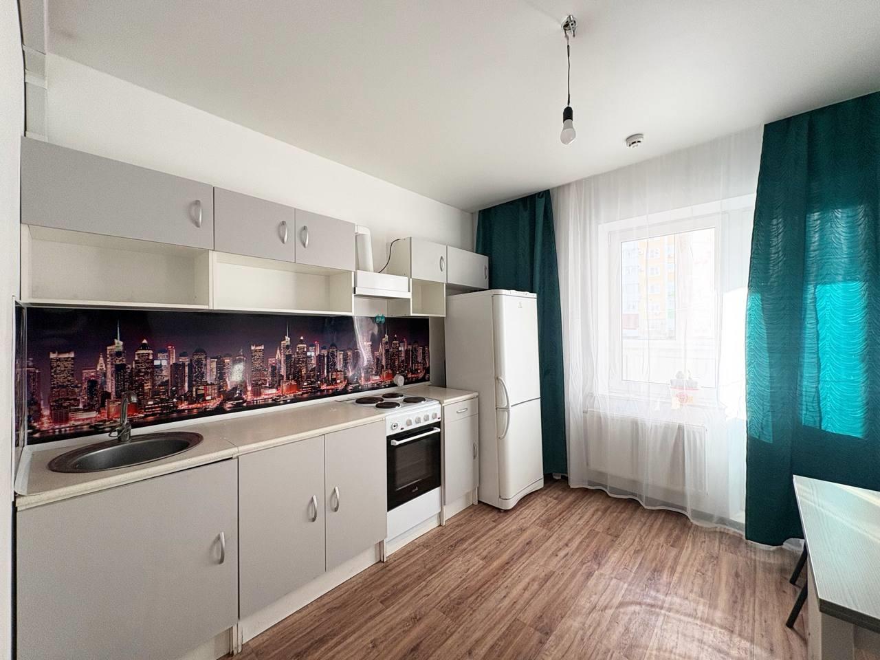 Фото №1: 1-комнатная квартира 43 м² - Краснодар, Карасунский внутригородской округ, мкр. Почтовый, ул. имени Валерия Гассия, 11