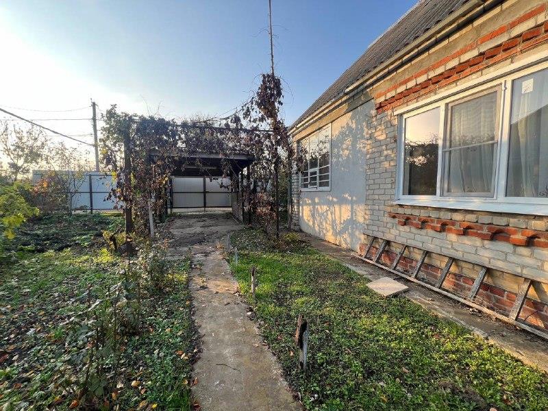 Фото №6: Дом 56 м² + 6 сот. - Краснодаргорстрой, мкр. Прикубанский внутригородской округ, ул. 6-я Линия, 26